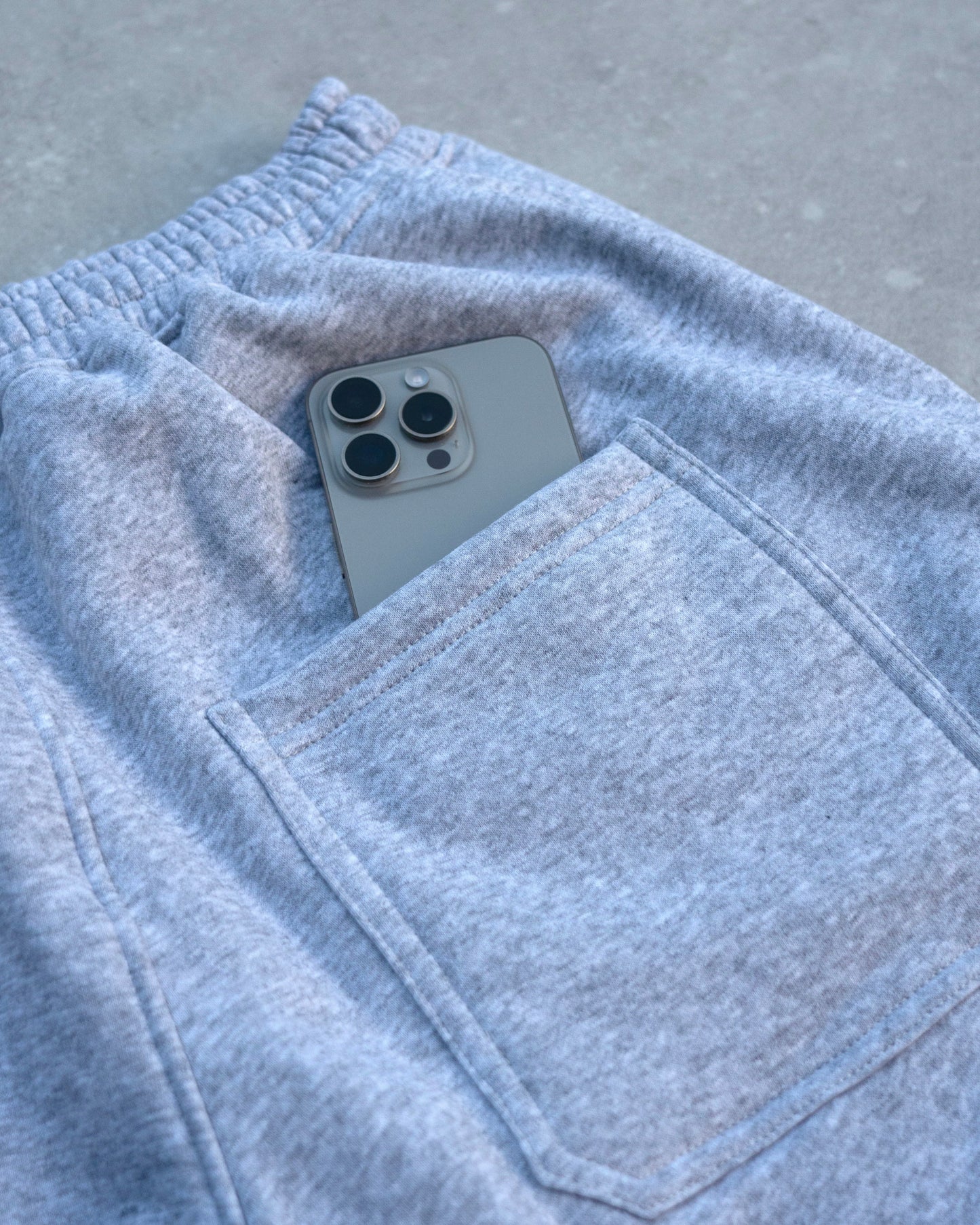 BAGGY TRACKSUIT 1