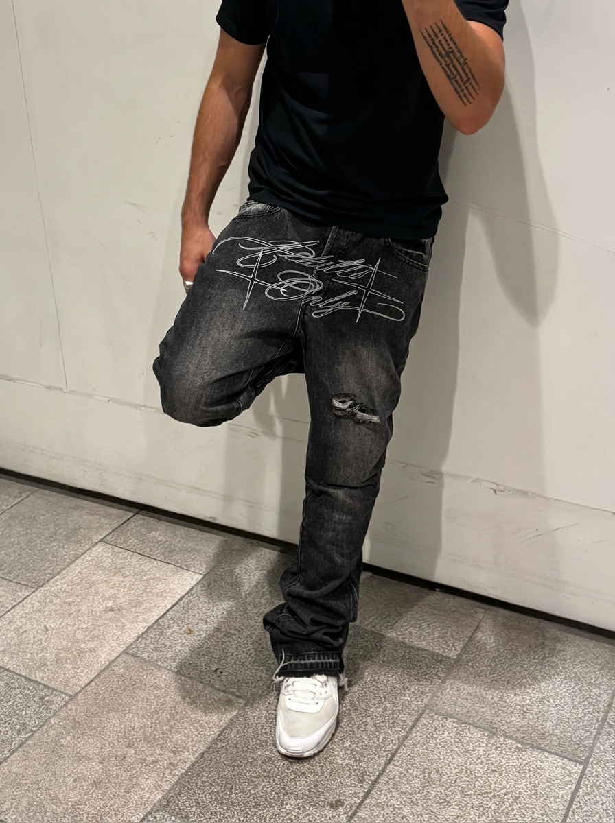 BLACK JEANS FLARED